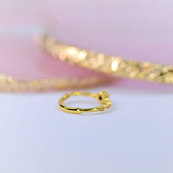 Julia Spinel Ring