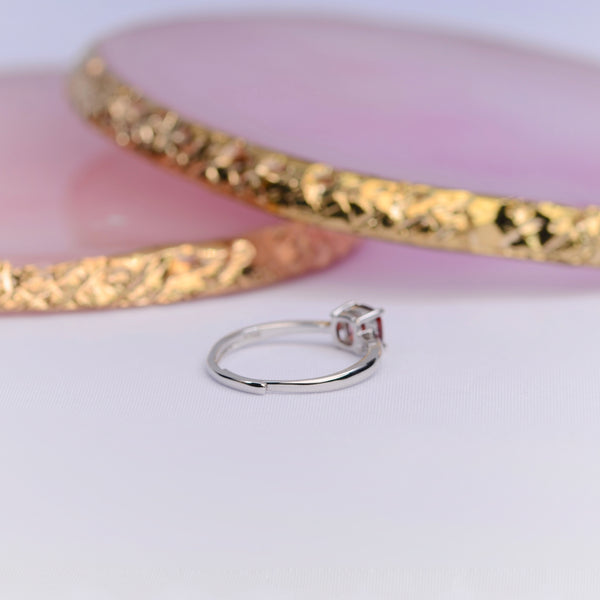 Metis Garnet Ring
